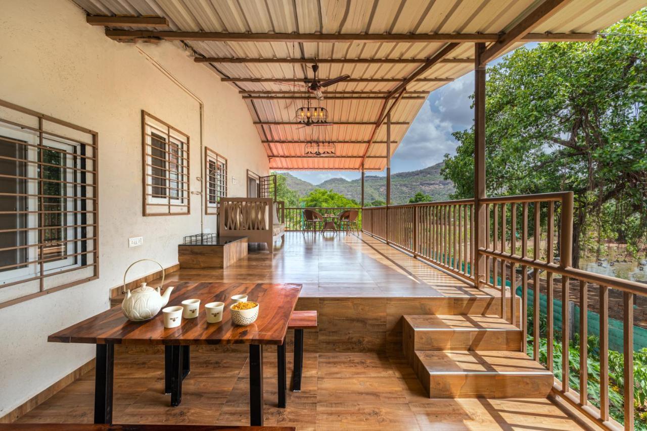 Saffronstays Vyom Farms 카르자트 외부 사진
