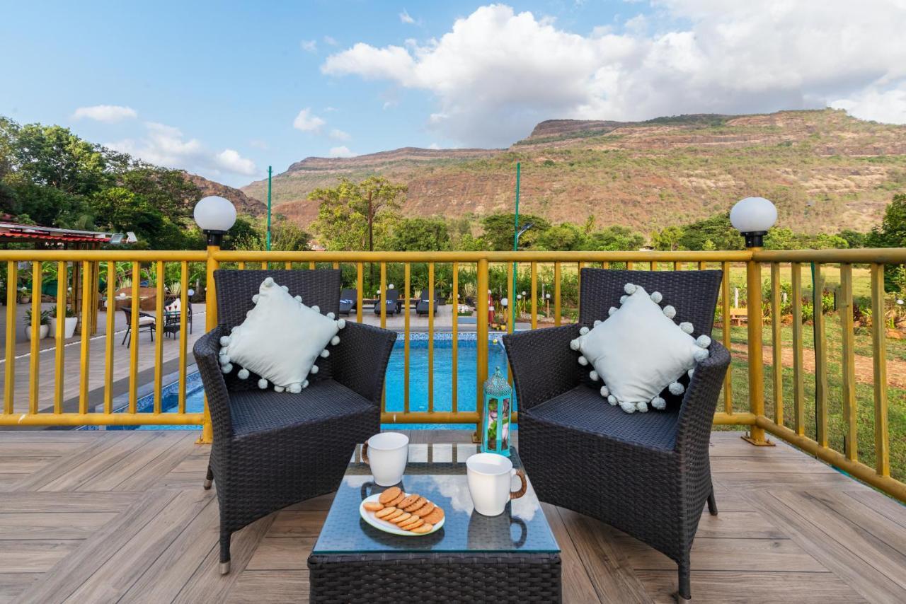 Saffronstays Vyom Farms 카르자트 외부 사진