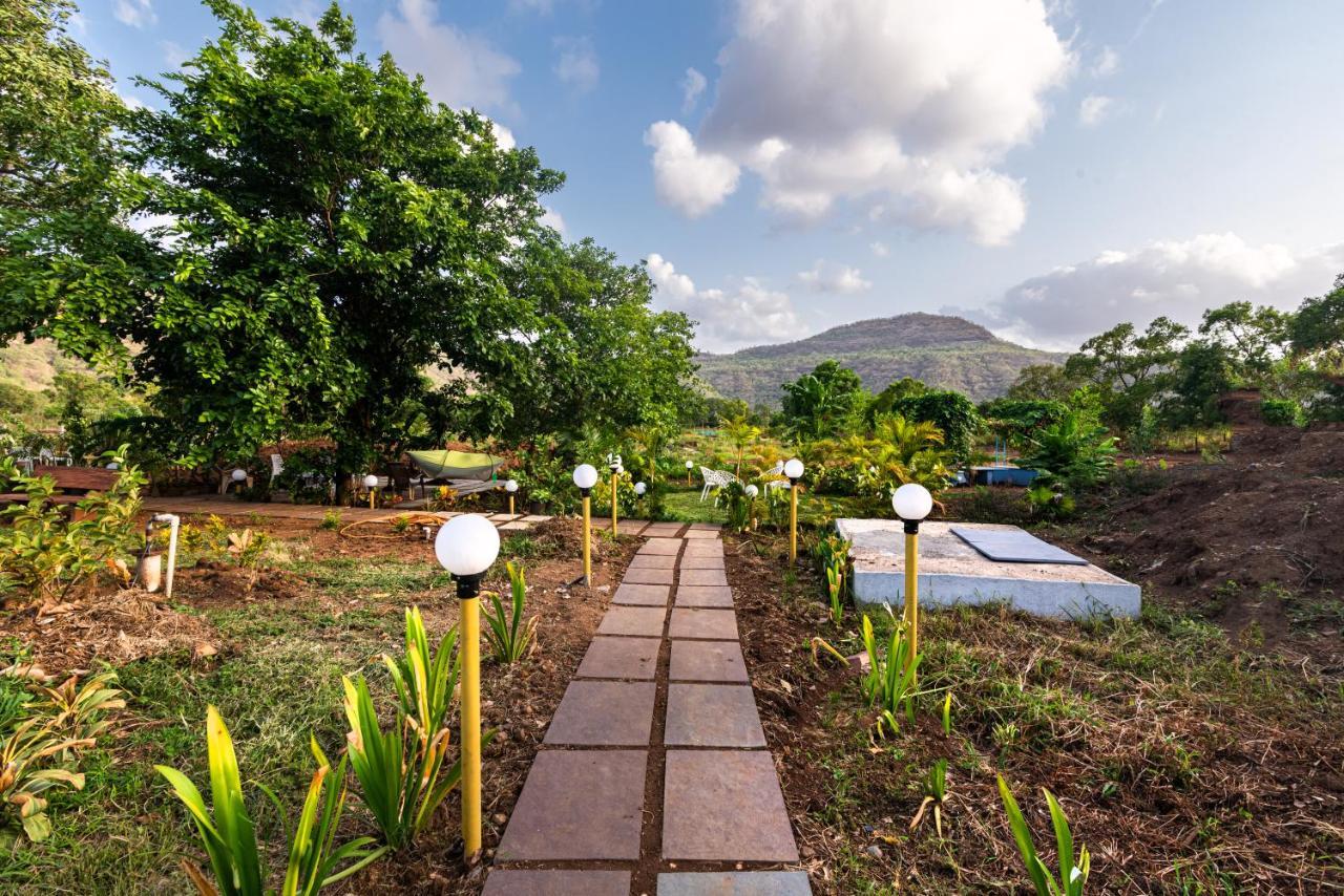 Saffronstays Vyom Farms 카르자트 외부 사진